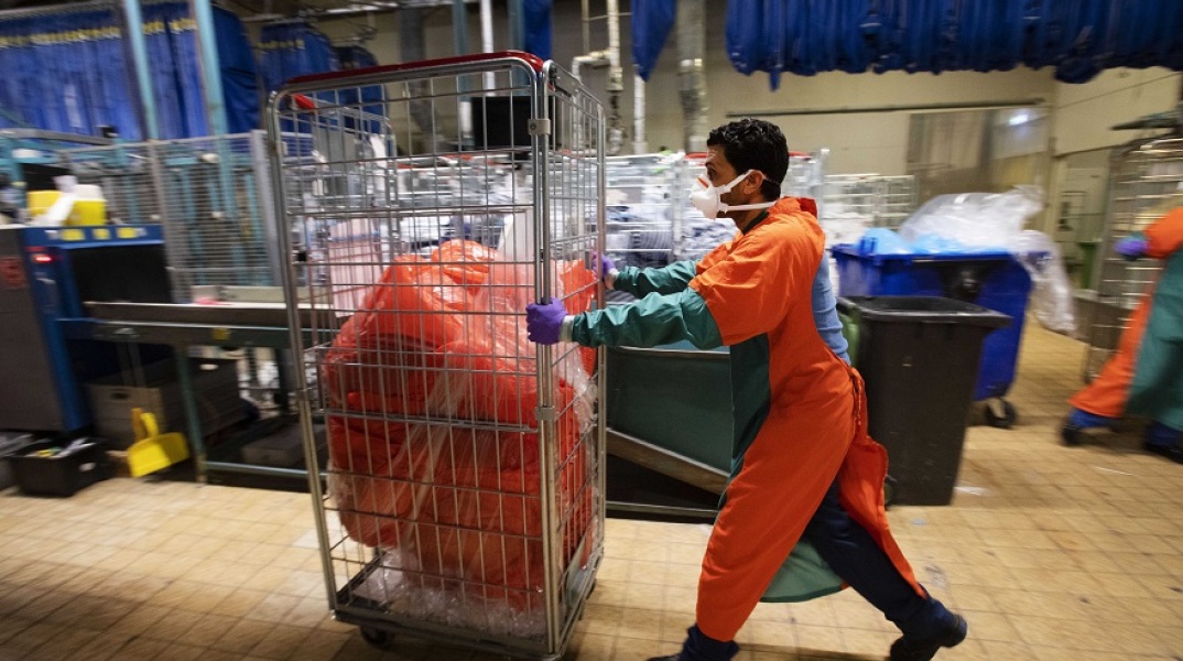 Πάραταση της απαγόρευσης των συναθροίσεων στην Ολλανδία