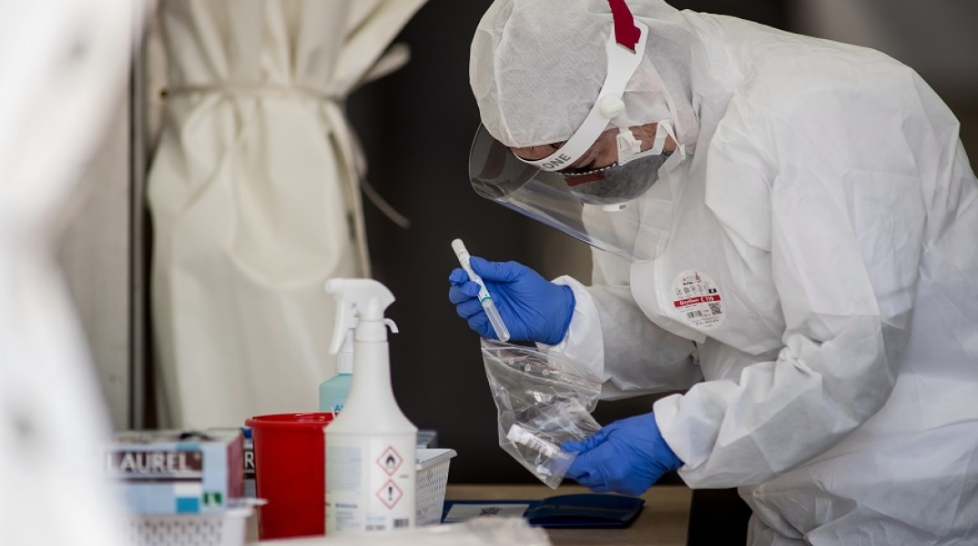 Πάνω από 2.500.000 κρούσματα κορωνοϊού στον κόσμο