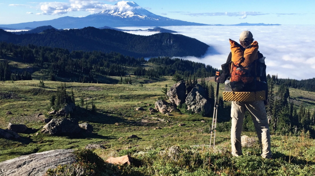 Από το βιβλίο Tim Voors. The Great Alone: Walking the Pacific Crest Trail, gestalten, 2019