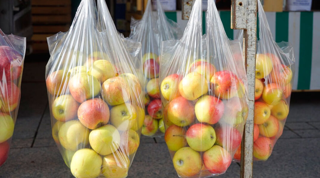 Κορωνοϊός: Δωρεάν τρόφιμα για άνεργους φοιτητές στη Γαλλία που αδυνατούν να δουλέψουν λόγω καραντίνας