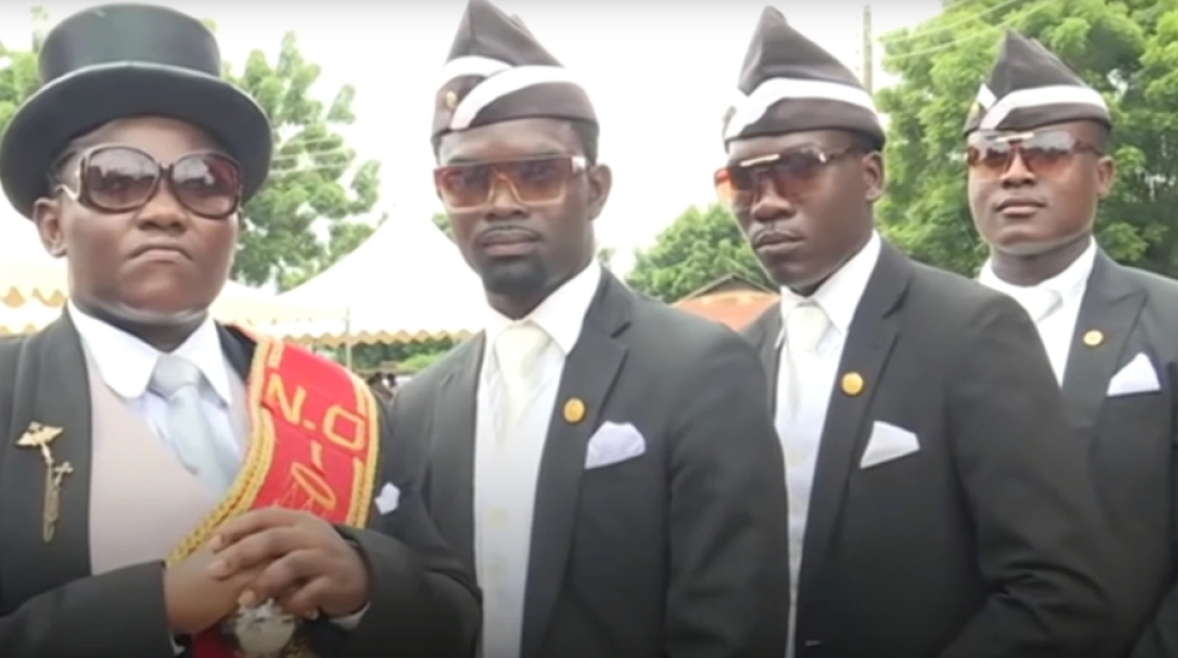 Οι χορευτές σε κηδείες της Γκάνας