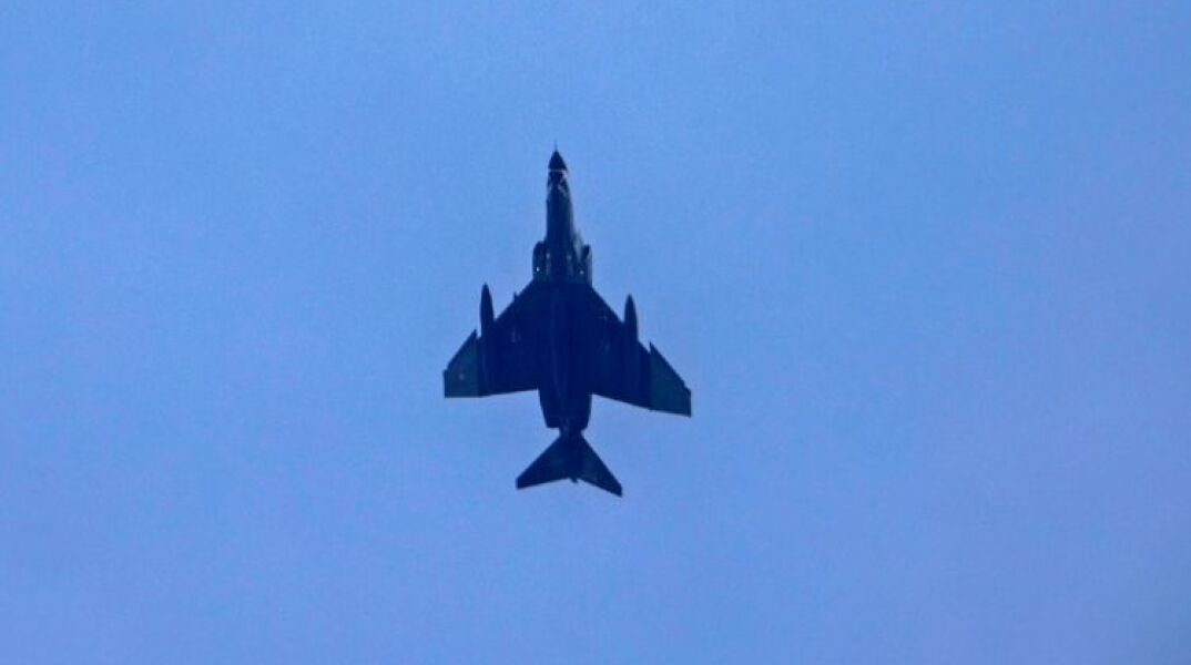 Τουτκικό μαχητικό - Φωτογραφία Αρχείου