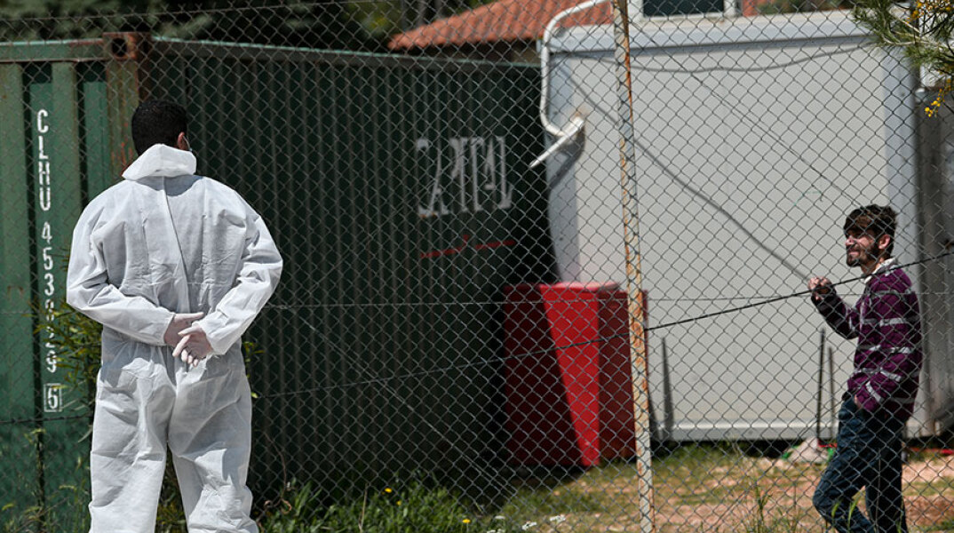 Σε καραντίνα η δομή προσφύγων στη Μαλακάσα μετά τον εντοπισμό θετικών προσφύγων στον κορωνοϊό