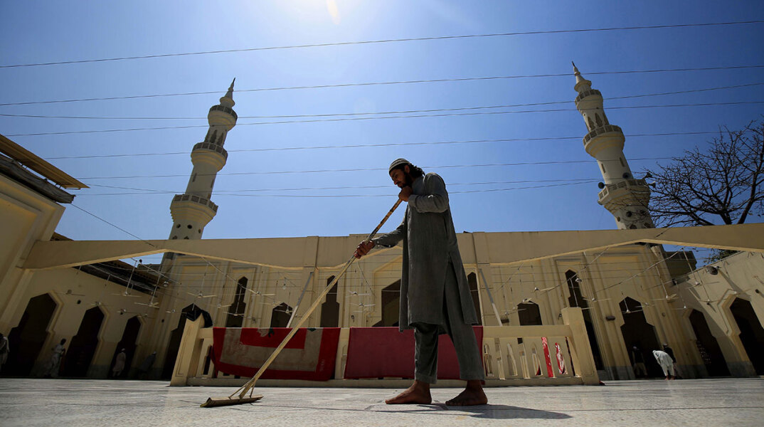 Κορωνοϊός, Ραμαζάνι