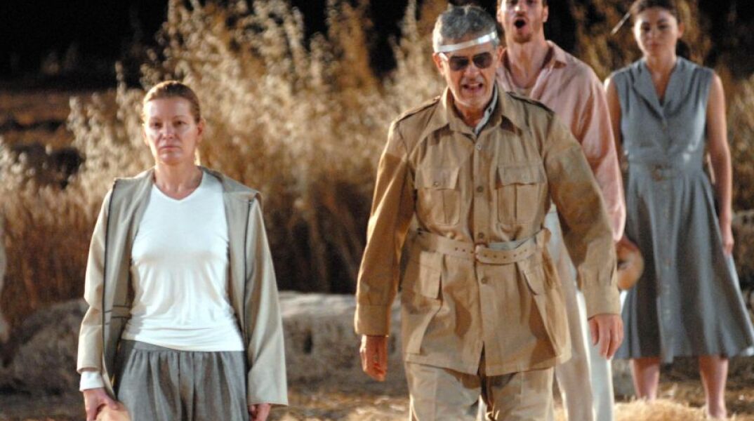 Εικόνα από την παράσταση «Αντιγόνη» του Λευτέρη Βογιατζή