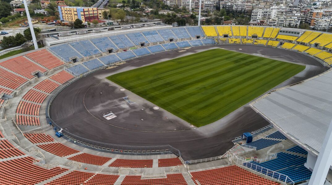 Χωρίς θεατές τα γήπεδα μέχρι να βρεθεί εμβόλιο 