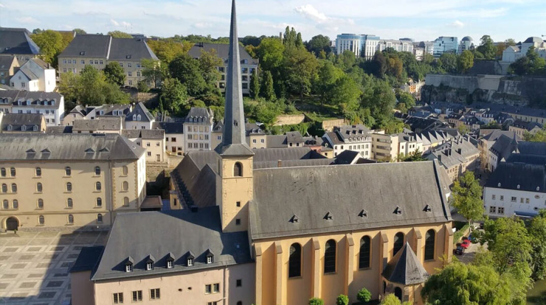 Όσοι κατοικούν στο Λουξεμβούργο θα κάνουν τεστ για κορωνοϊό