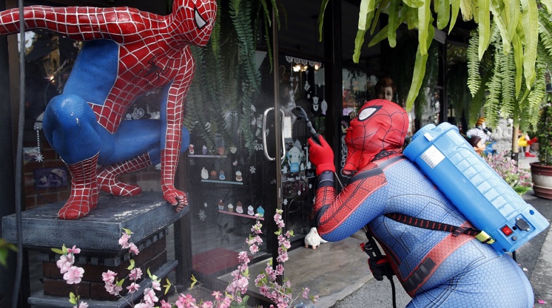 Οι σκηνοθέτες της Marvel επιλέγουν ήρωες για να περάσουν την καραντίνα