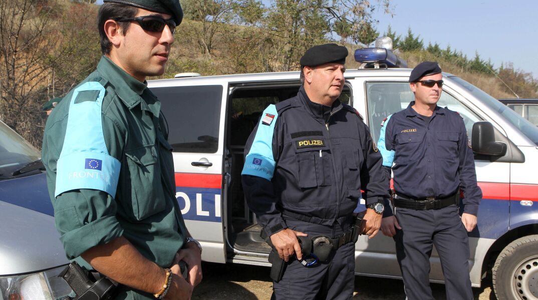 Spiegel: Τούρκος στρατιώτης πυροβόλησε τη Frontex στον Έβρο 