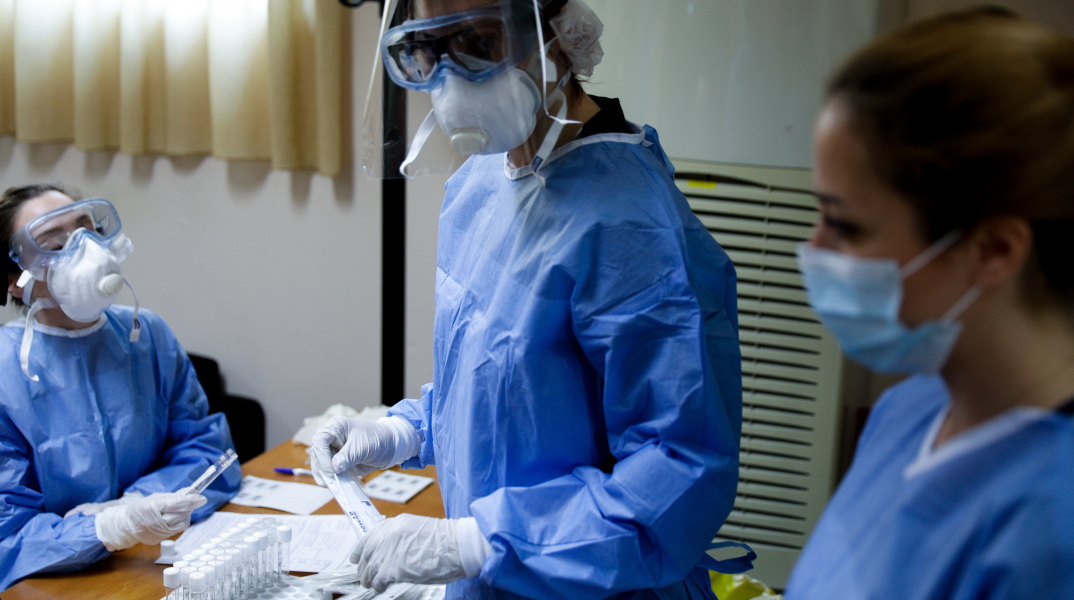 Κορωνοϊός: Νέα δεδομένα για τη μετάλλαξή του 