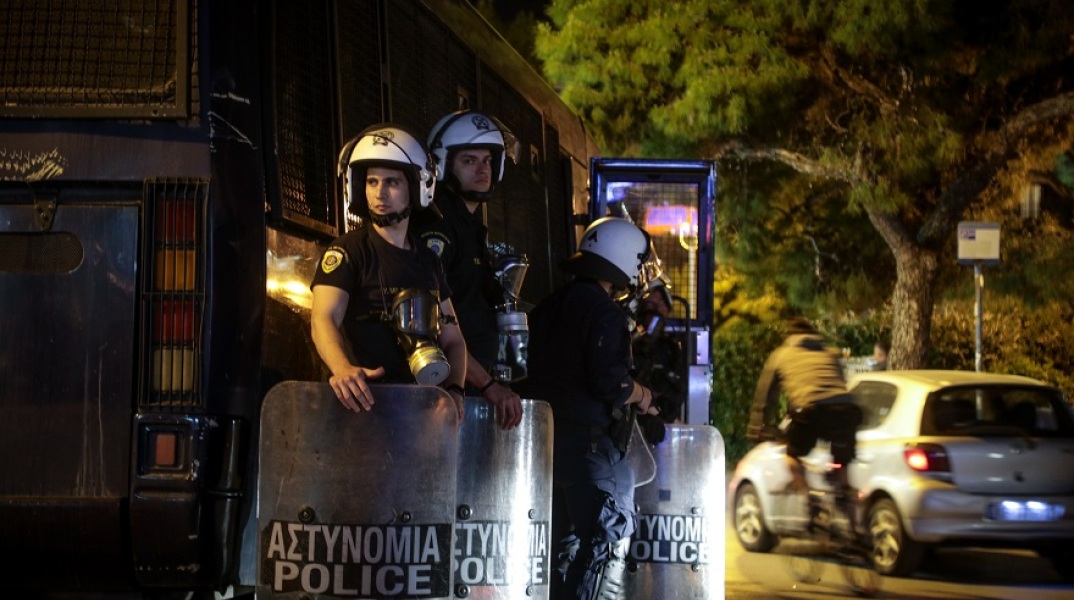 Νέα ένταση στην πλατεία της Αγίας Παρασκευής