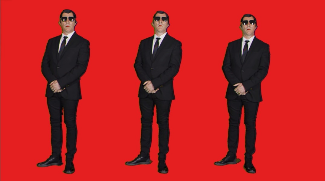 Στιγμιότυπο από το βιντεοκλίπ των Puscifer για το νέο τραγούδι "Apocalyptical"