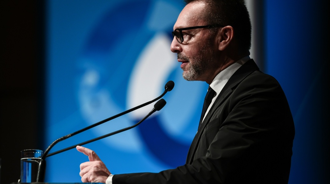 Ο διοικητής της Τράπεζας της Ελλάδος, Γιάννης Στουρνάρας, τάχθηκε υπέρ της κοινής έκδοσης χρεογράφων στην ευρωζώνη  