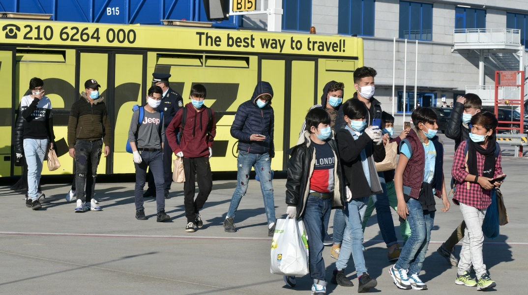 Εξήντα ασυνόδευτα προσφυγόπουλα από την Ελλάδα θα φιλοξενηθούν στην Πορτογαλία εντός των επόμενων εβδομάδων, σύμφωνα με ευρωβουλευτή της χώρας της Ιβηρικής 