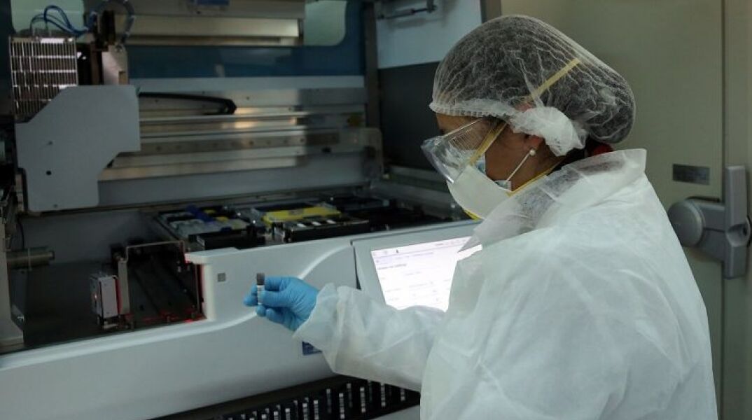 Τεστ για τον κορωνοϊό-Φωτογραφία Αρχείου