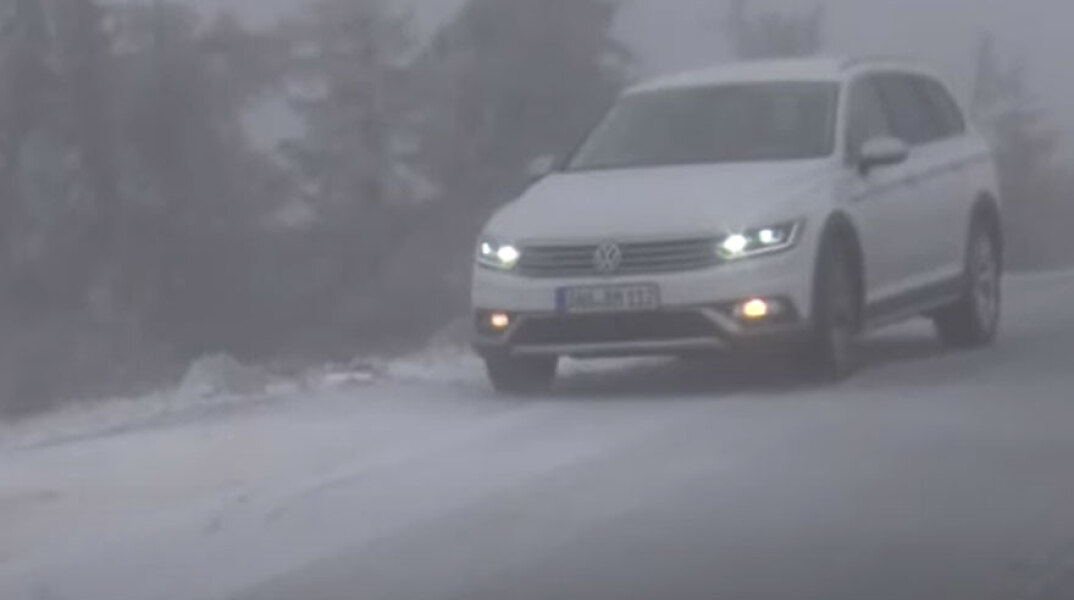 Τι και αν είναι Μάιος, στη Γερμανία το 'στρωσε - Χιόνια στην πόλη Βερνιγκερόντε