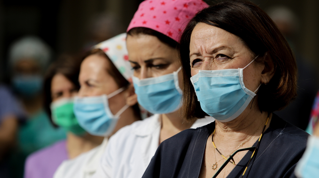 Κατάρ: Πρόστιμο 50.000 ευρώ για μη χρήση μάσκας 