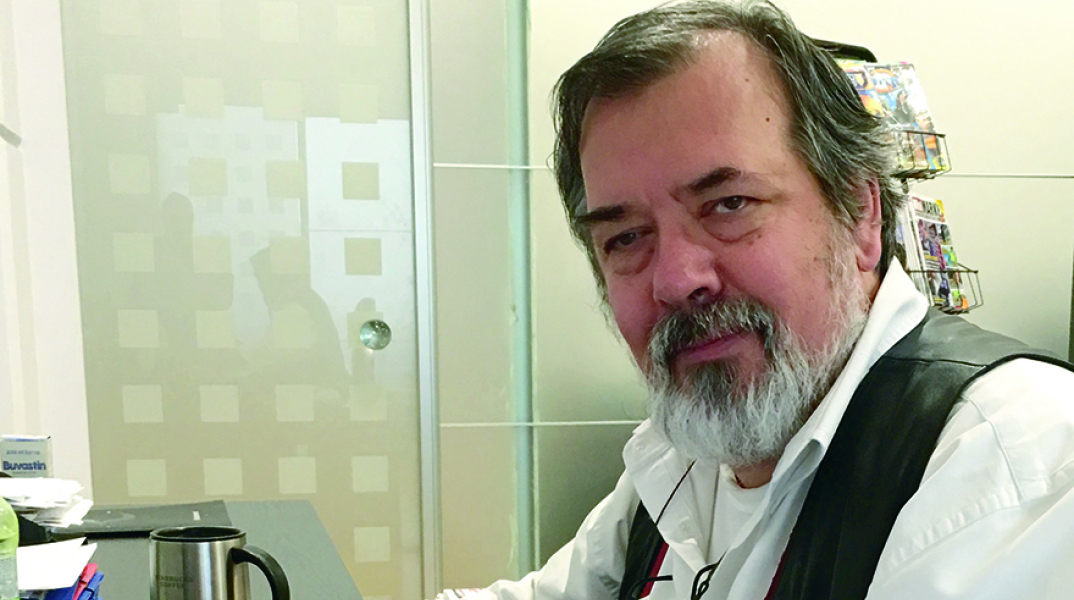 Ο Νίκος Μανούσος από τις Εκδόσεις Anubis