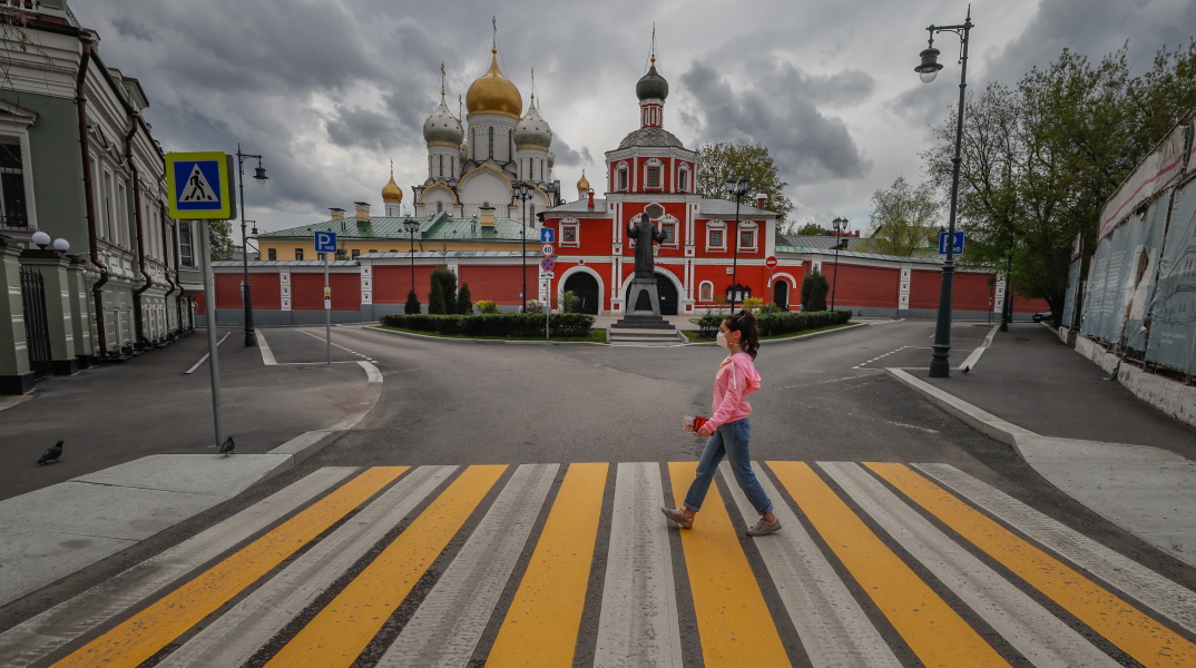 Κορωνοϊός: Χιλιάδες τεστ αντισωμάτων άρχισαν στη Μόσχα