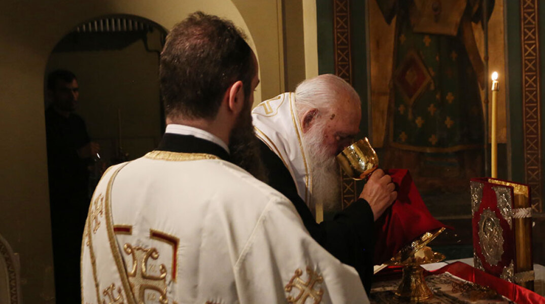 Κυριακή 17 Μαΐου 2020: Άνοιξαν οι εκκλησίες για τους πιστούς - Ο Αρχιεπίσκοπος Ιερώνυμος