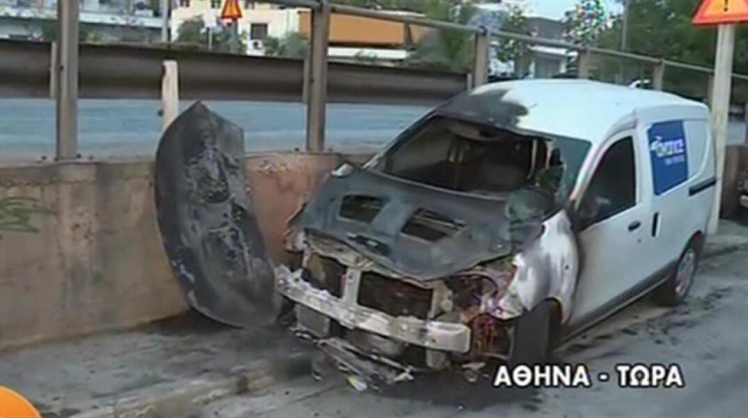 Μπαράζ εμπρησμών τα ξημερώματα στην Αθήνα