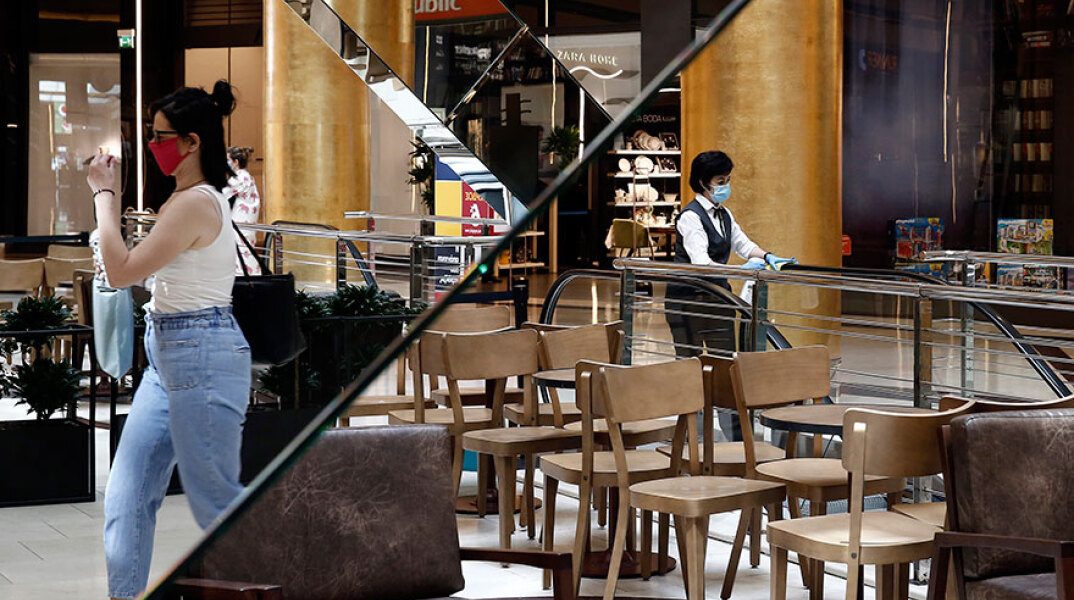 Έτσι άνοιξαν τα εμπορικά κέντρα μετά την καραντίνα