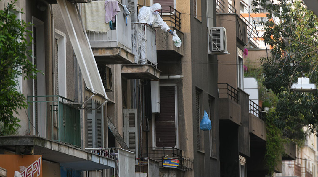 Εκκένωση υπό κατάληψη κτιρίου στα Εξάρχεια 