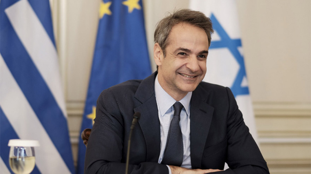 Κυριάκος Μητσοτάκης και Μπενιαμίν Νετανιάχου κατά τη διάρκεια τηλεδιάσκεψης