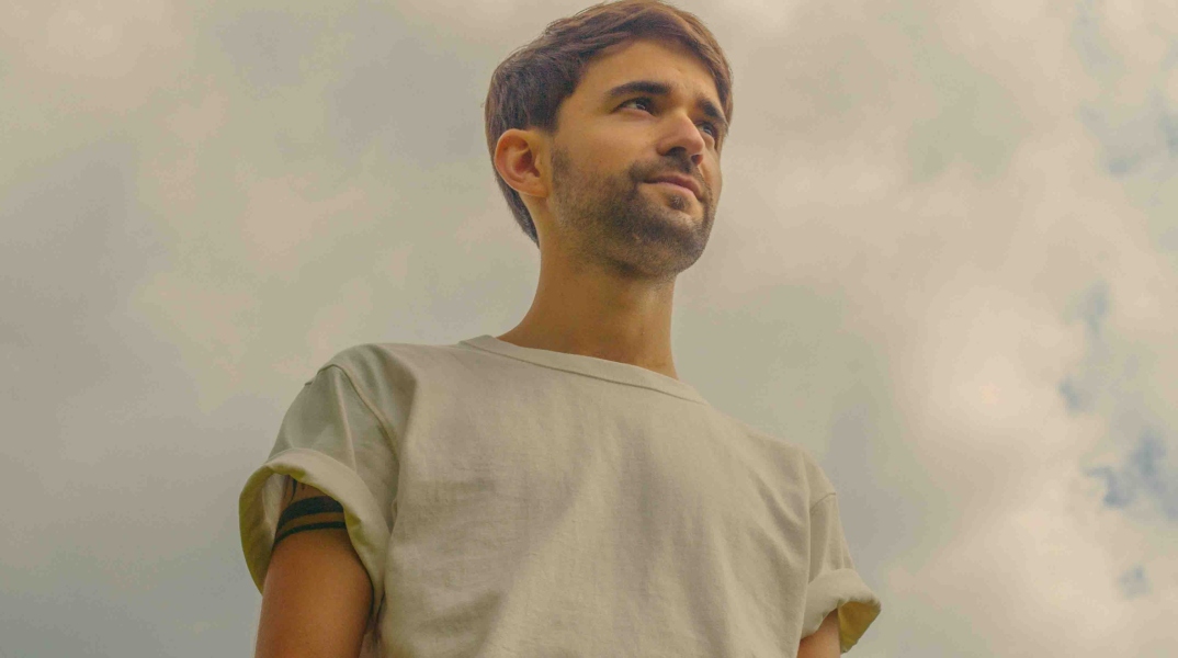 O τραγουδοποιός Gizmo Varillas