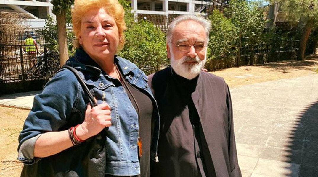 Η Δήμητρα Λιάνη-Παπανδρέου κοινώνησε 