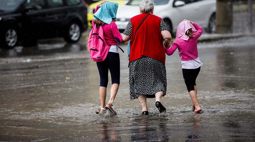 Βροχόπτωση στην Αθήνα 