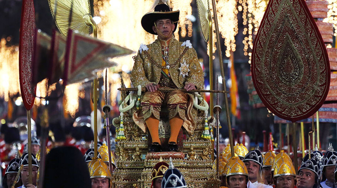 Βασιλιάς Μάχα Βατζιραλόνγκορν 