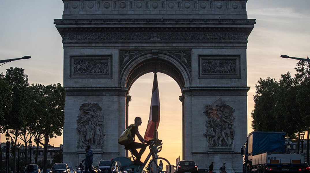 Κορωνοϊός στη Γαλλία