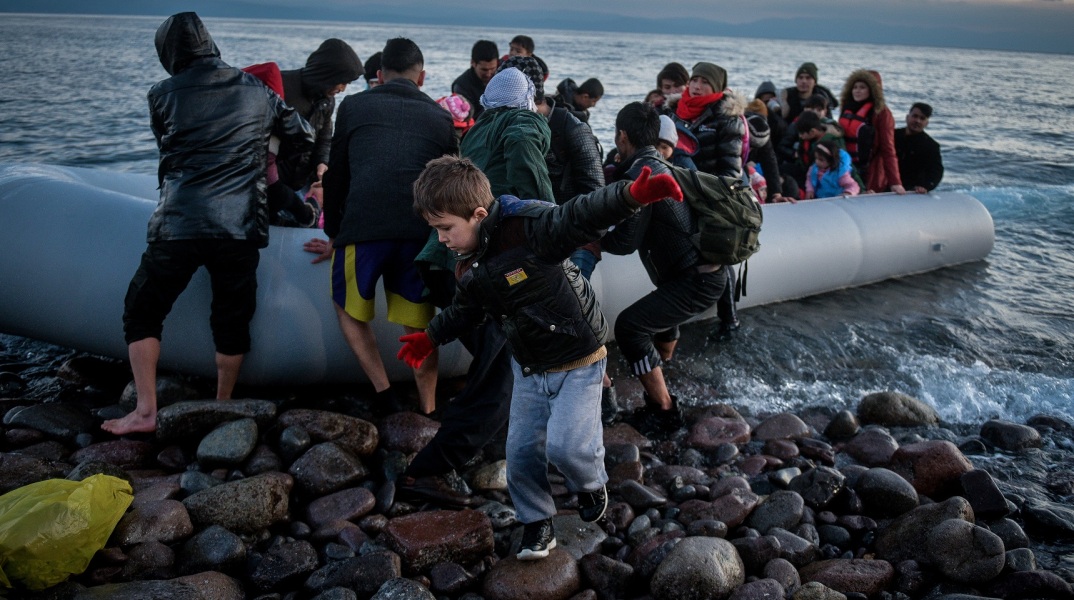 Συνολικά 229 πρόσφυγες-μετανάστες έφτασαν στη Λέσβο τον Μάιο, αυξημένα τα μέτρα στο νησί για την αντιμετώπιση της πανδημίας Covid-19