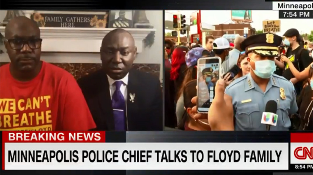 Επικοινωνία της οικογένειας Φλόιντ με την αστυνομία της Μινεάπολης