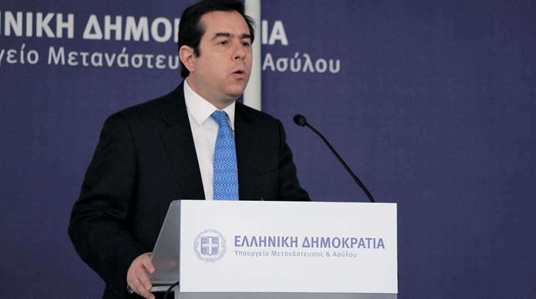 Νότης Μηταράκης