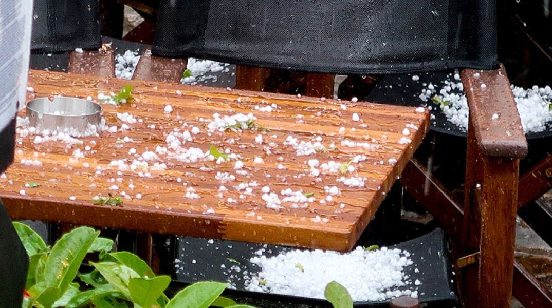  ΕΝΤΟΝΗ ΧΑΛΑΖΟΠΤΩΣΗ ΣΤΟ ΚΕΝΤΡΟ ΤΗΣ ΑΘΗΝΑΣ