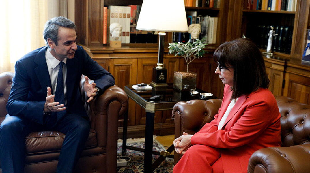 Συνάντηση Κυριάκου Μητσοτάκη και Αικατερίνης Σακελλαροπούλου