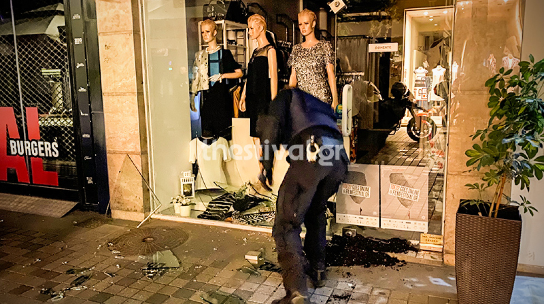 Θεσσαλονίκη: Υπερασπίστηκαν νεαρή που μάλωνε με τον σύντροφό της και δέχτηκαν άγρια επίθεση © Thestival.gr
