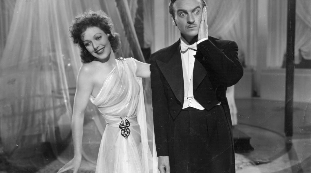 Η Λορέτα Γιανγκ και ο Ντέιβιντ Νίβεν στην ταινία «Για πάντα δικός σου» ©GEtty Images/ Evening Standard 