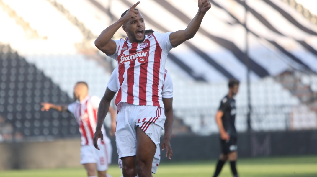 Ο Ολυμπιακός έκανε ένα ακόμη βήμα για την κατάκτηση του φετινού πρωταθλήματος κερδίζοντας τον ΠΑΟΚ με σκορ 0-1 στην Τούμπα