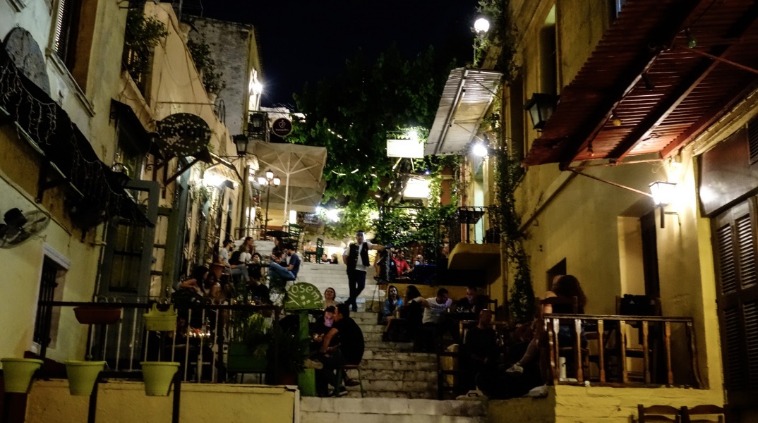 Σειρά καταστημάτων και επιχειρήσεων λειτουργούν ξανά από αύριο, Δευτέρα 8 Ιουνίου – Αναλυτικά οι κατηγορίες και οι προϋποθέσεις