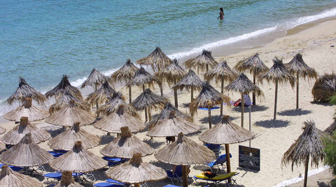 ΜΥΚΟΝΟΣ--ΠΑΡΑΛΙΑ ΣΤΗ ΨΑΡΟΥ