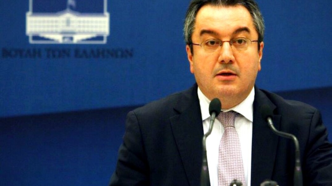 Ο Ηλίας Μόσιαλος