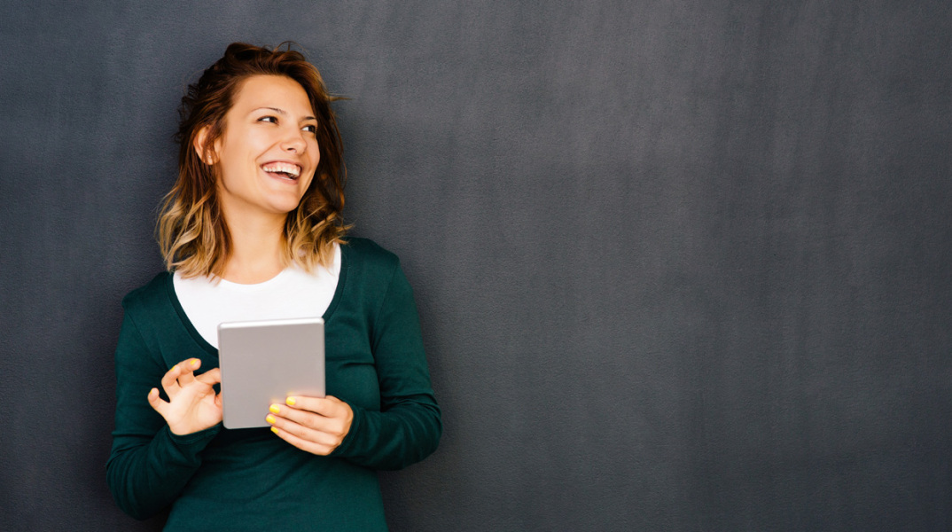 Το ομαδικό τμήμα DEUTSCH ONLINE του Goethe-Institut σας δίνει τη δυνατότητα να προσαρμόσετε τον δικό σας ρυθμό εκμάθησης στο καθημερινό σας πρόγραμμα.