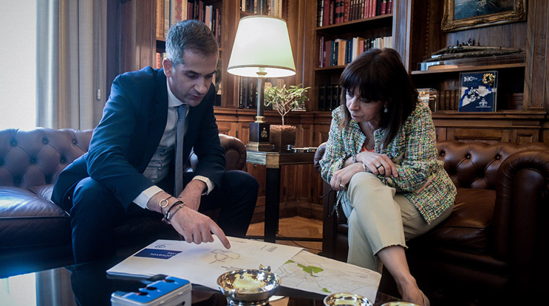 ΣΥΝΑΝΤΗΣΗ ΤΗΣ ΠτΔ ΚΑΤ. ΣΑΚΕΛΛΑΡΟΠΟΥΛΟΥ ΜΕ ΤΟΝ ΔΗΜΡΧΟ ΑΘΗΝΑΙΩΝ Κ. ΜΠΑΚΟΓΙΑΝΝΗ