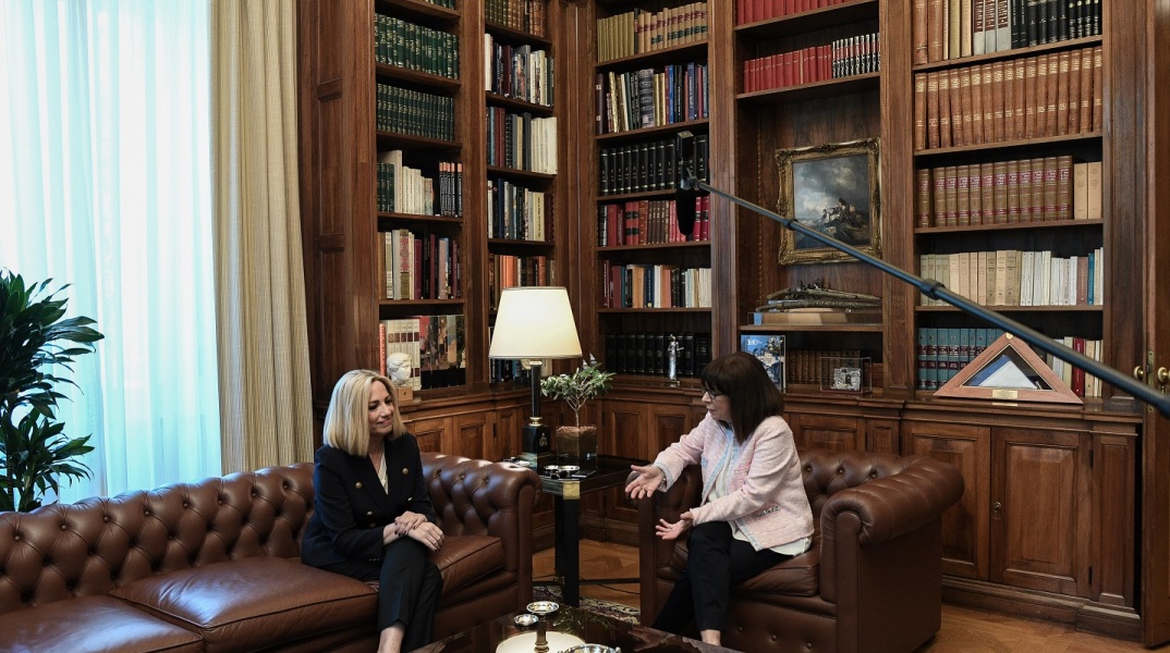 Συνάντηση της Προέδρου της Δημοκρατίας Κατερίνας Σακελλαροπούλου, με την Πρόεδρος του Κινήματος Αλλαγής Φώφη Γεννηματά 