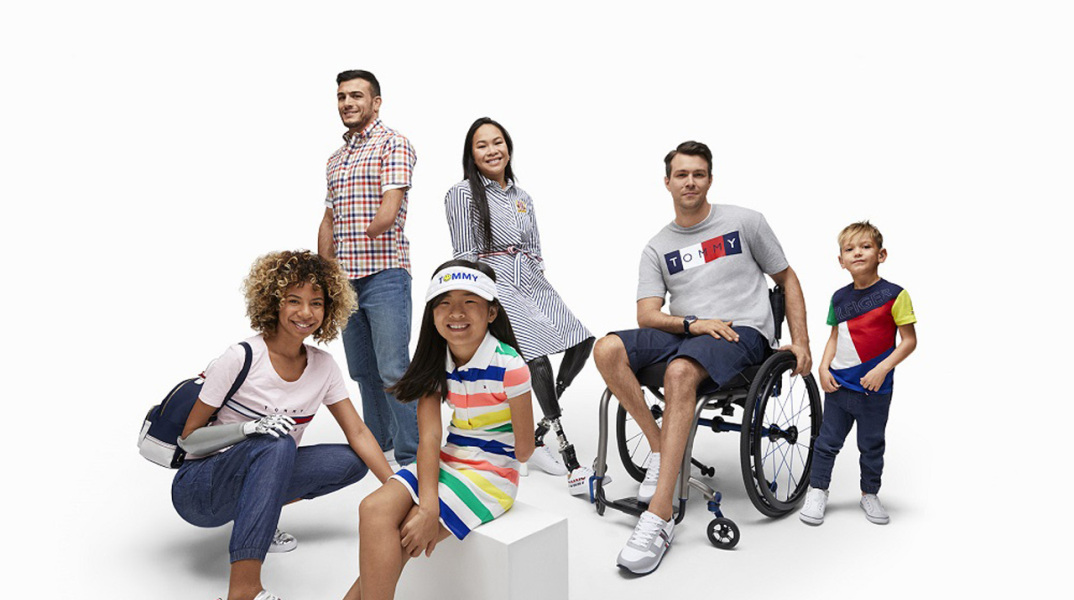 ​Η Tommy Hilfiger, η οποία ανήκει στην PVH Corp. [NYSE: PVH], ανακοινώνει τη συλλογή Tommy Hilfiger Adaptive, μια καινοτόμα συλλογή ρούχων που έχει σχεδιαστεί για να διευκολύνει το ντύσιμο ενηλίκων και παιδιών με αναπηρία. 
