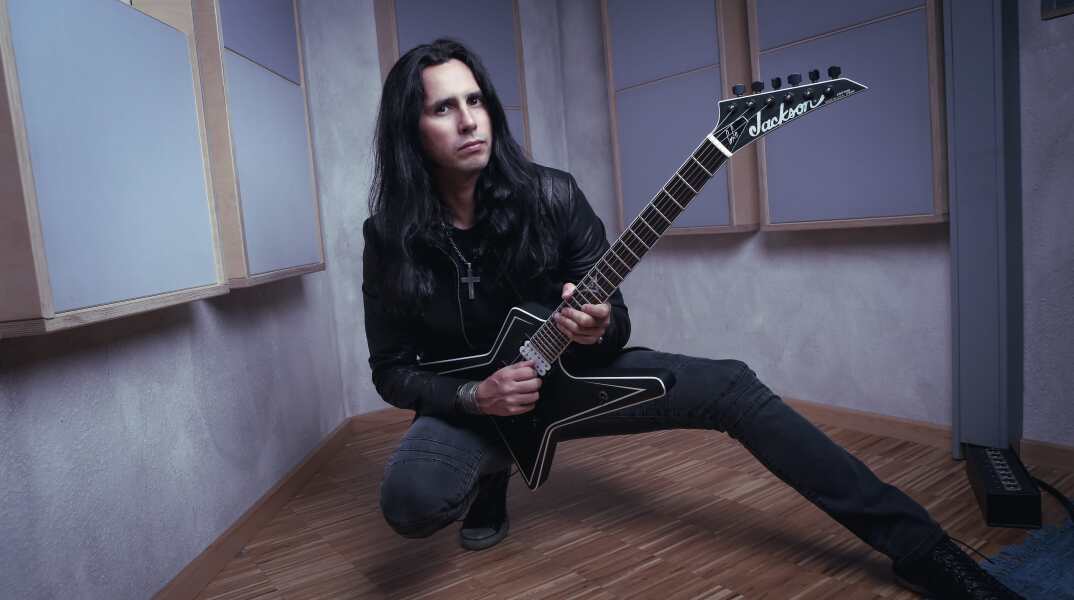 O κιθαρίστας των Firewind Gus G