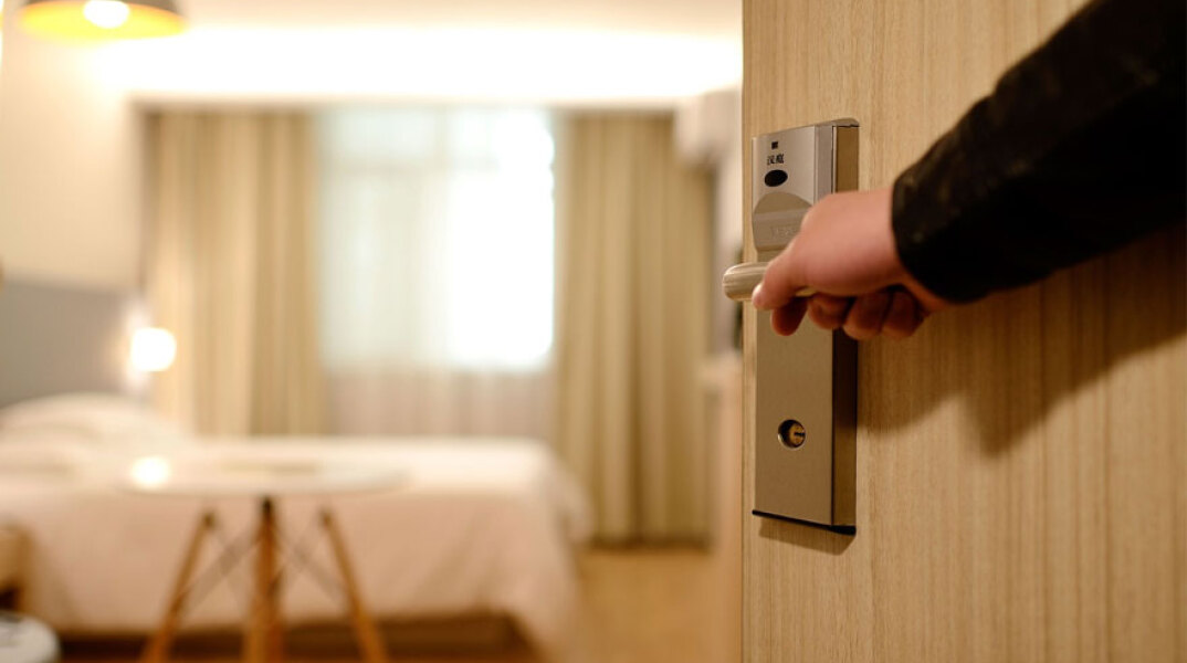 Κορωνοϊός - Άρση μέτρων: Τη Δευτέρα 15 Ιουνίου 2020 ανοίγουν τα εποχικά ξενοδοχεία και τα ενοικιαζόμενα δωμάτια